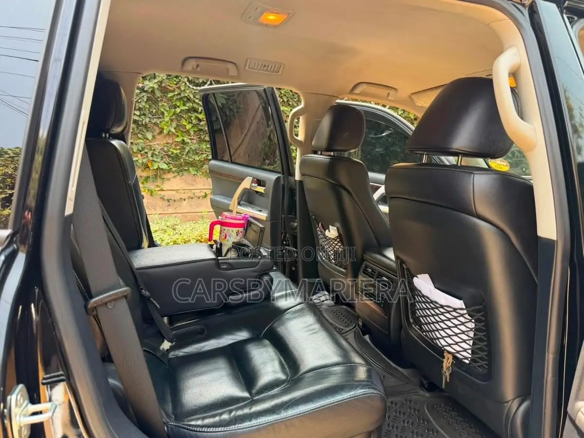 Toyota Land Cruiser 4.6 V8 ZX 2012 Black