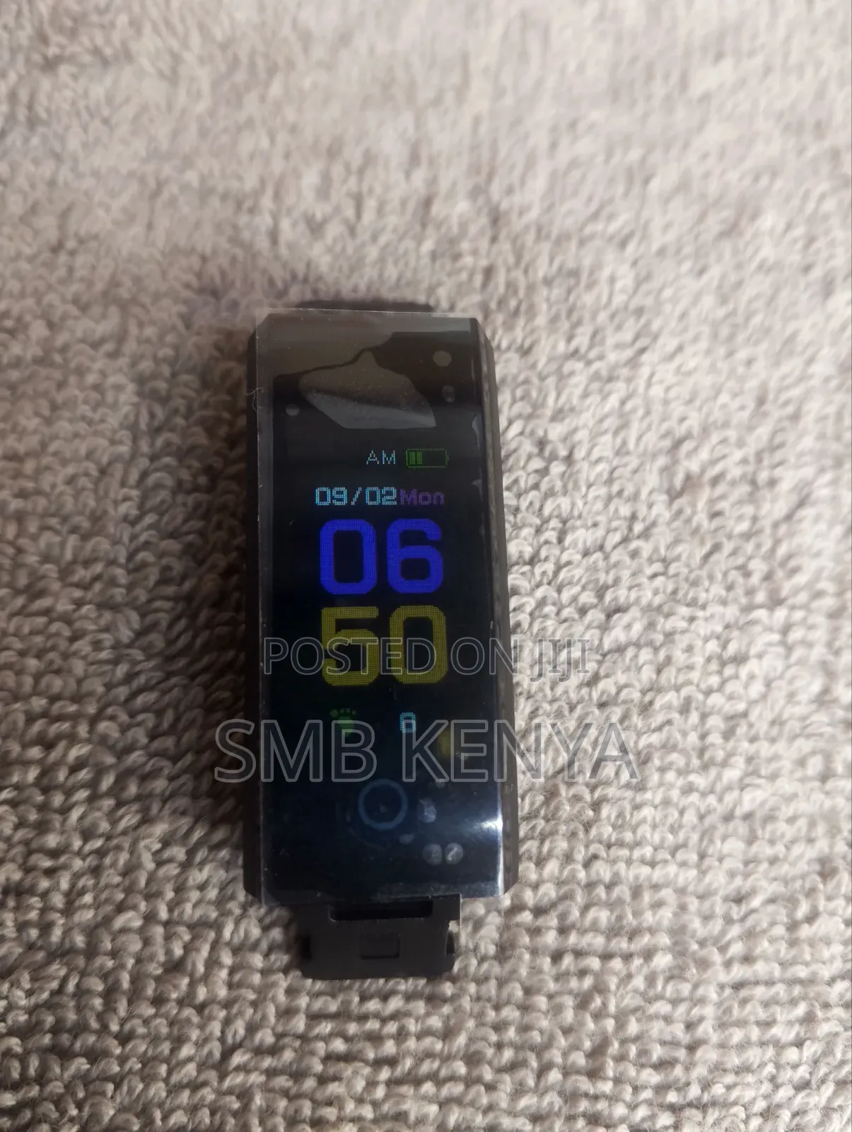 Smart Band Fitness Tracker Heart Rate Steps Monitor and Sport Apps