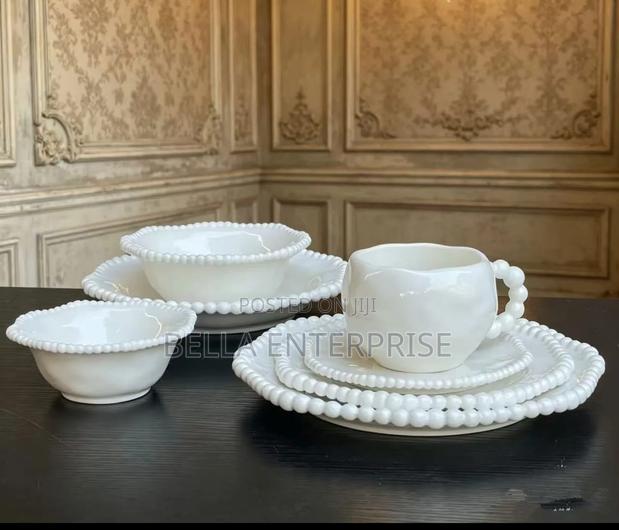 Pearl Rim White Dinnerware Set - thumbnail 2