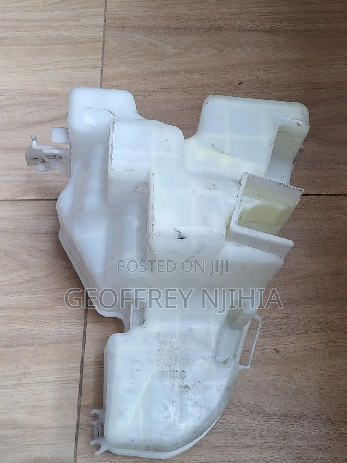 Toyota Mark X GRX130 Windscreen Washer Bottle (2010-2012)
