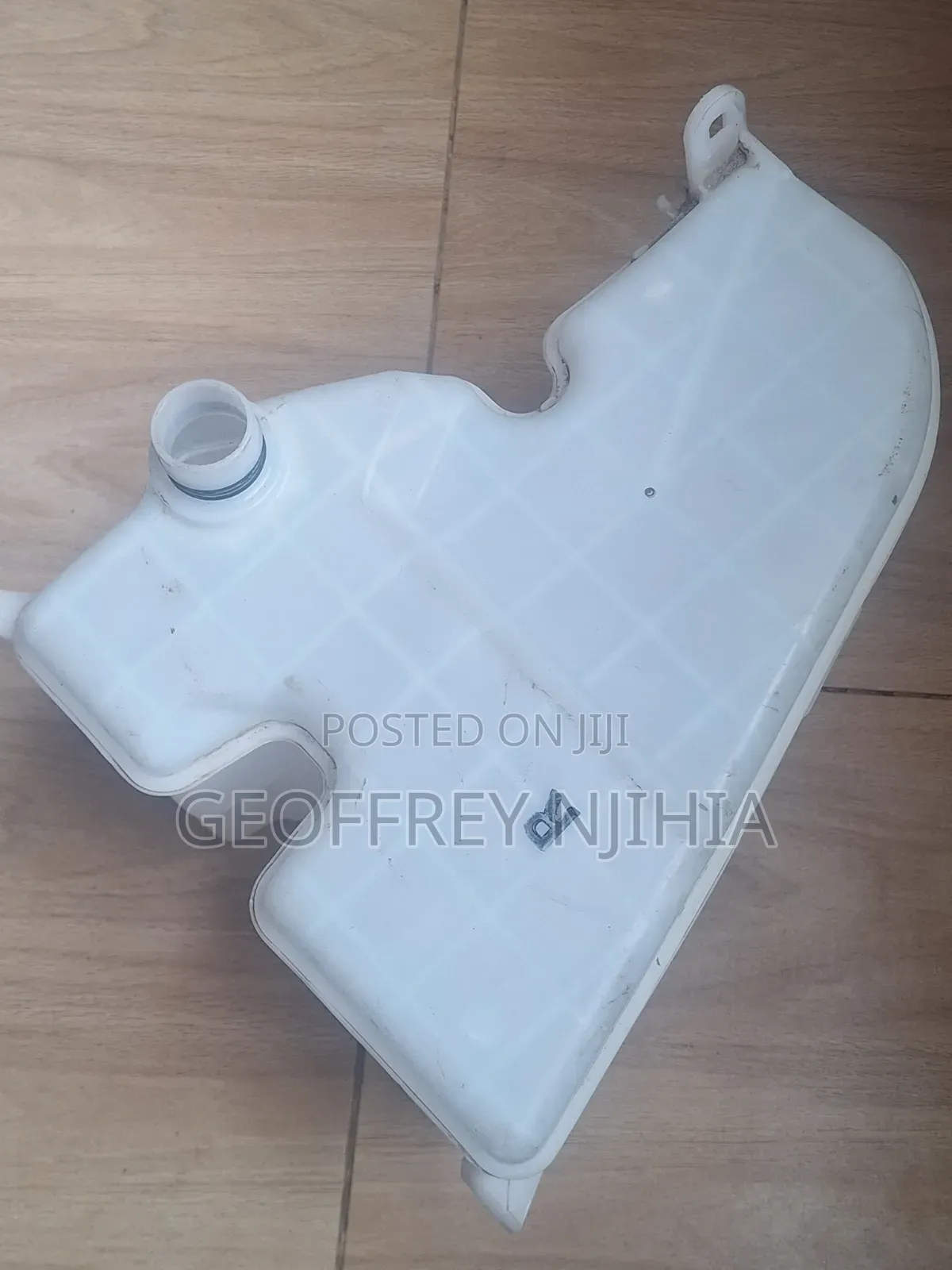 Toyota Mark X GRX130 Windscreen Washer Bottle (2010-2012)