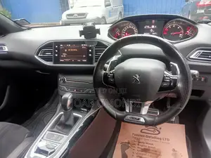 Peugeot 308 2018 White