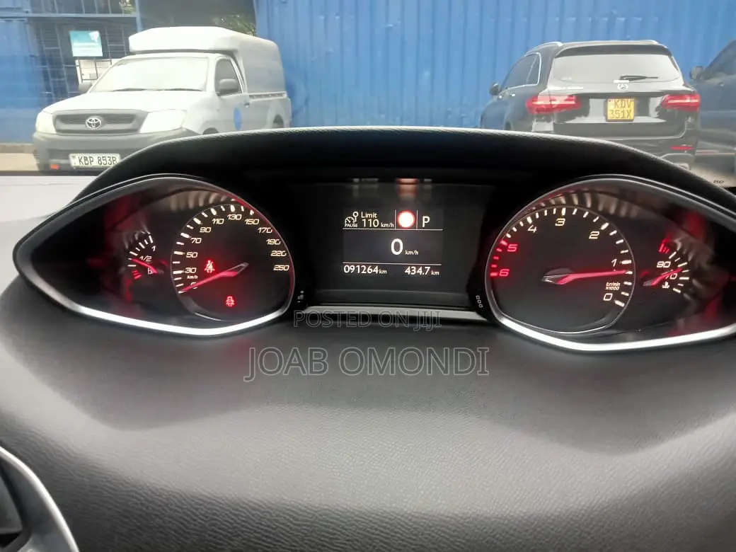 Peugeot 308 2018 White