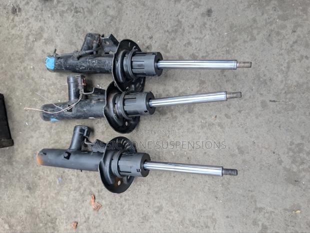 Volkswagen Golf Electric Shock Absorbers.