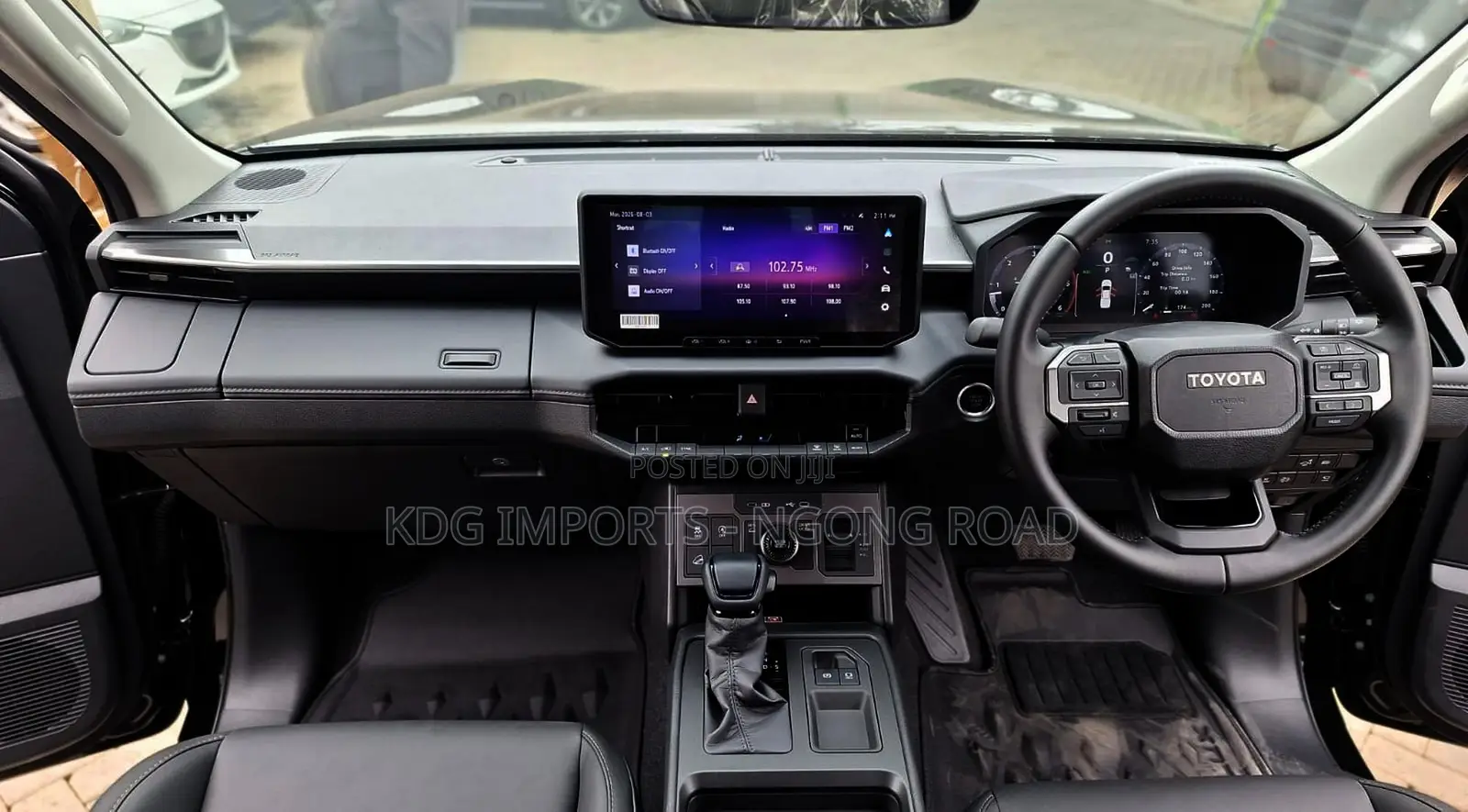 New Toyota Hilux 2026 Black