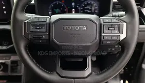 New Toyota Hilux 2026 Black