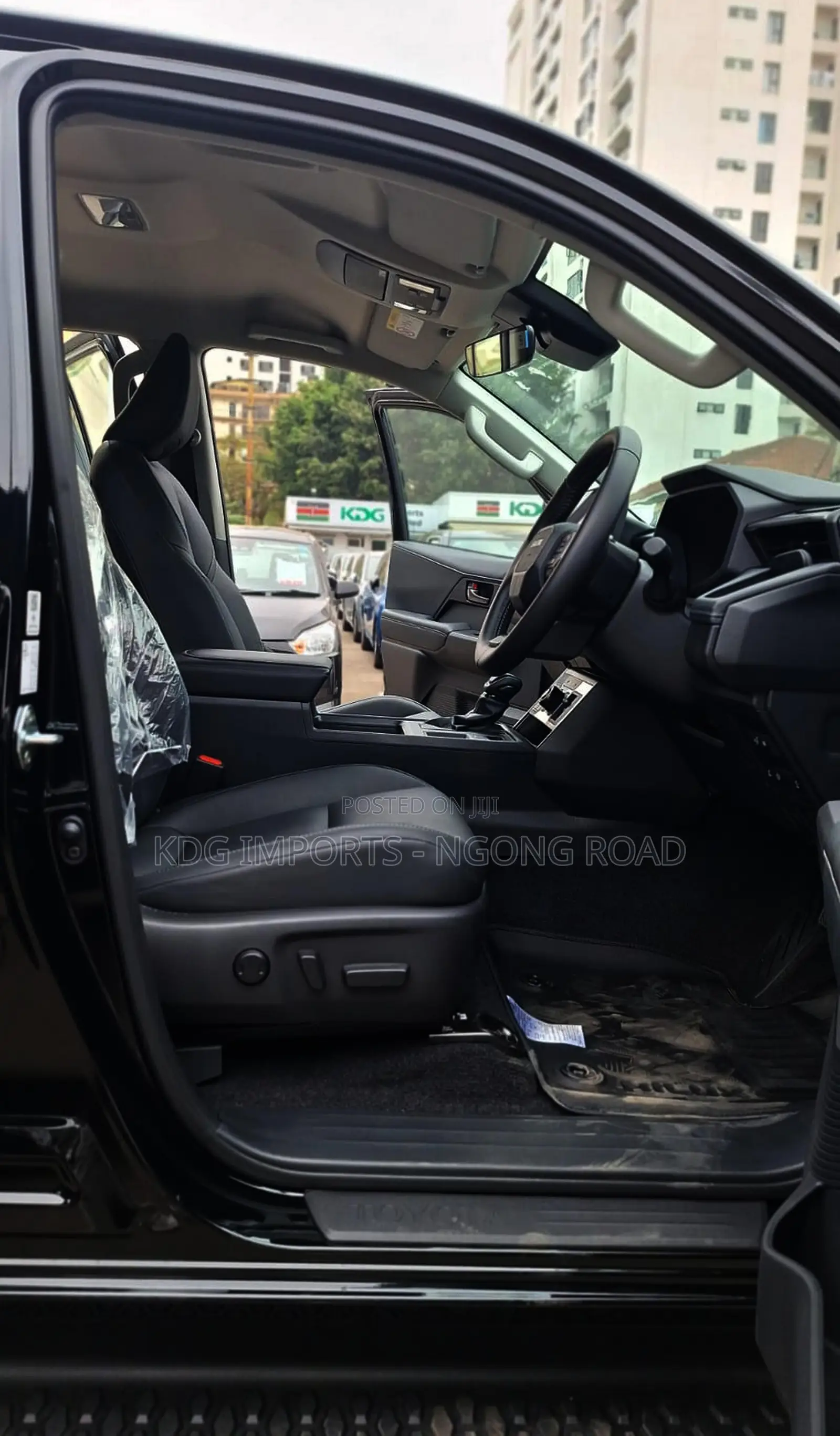 New Toyota Hilux 2026 Black