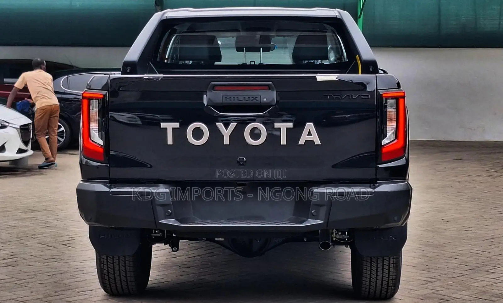 New Toyota Hilux 2026 Black