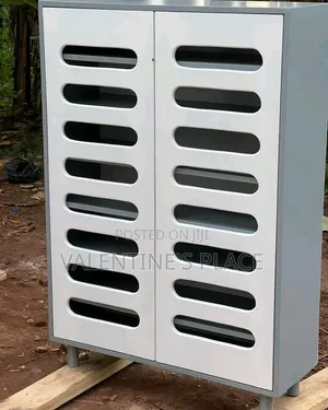 Large-Capacity Wooden Shoe Cabinet