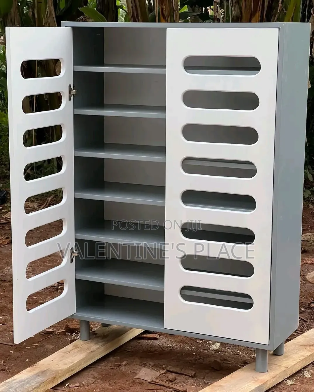Large-Capacity Wooden Shoe Cabinet