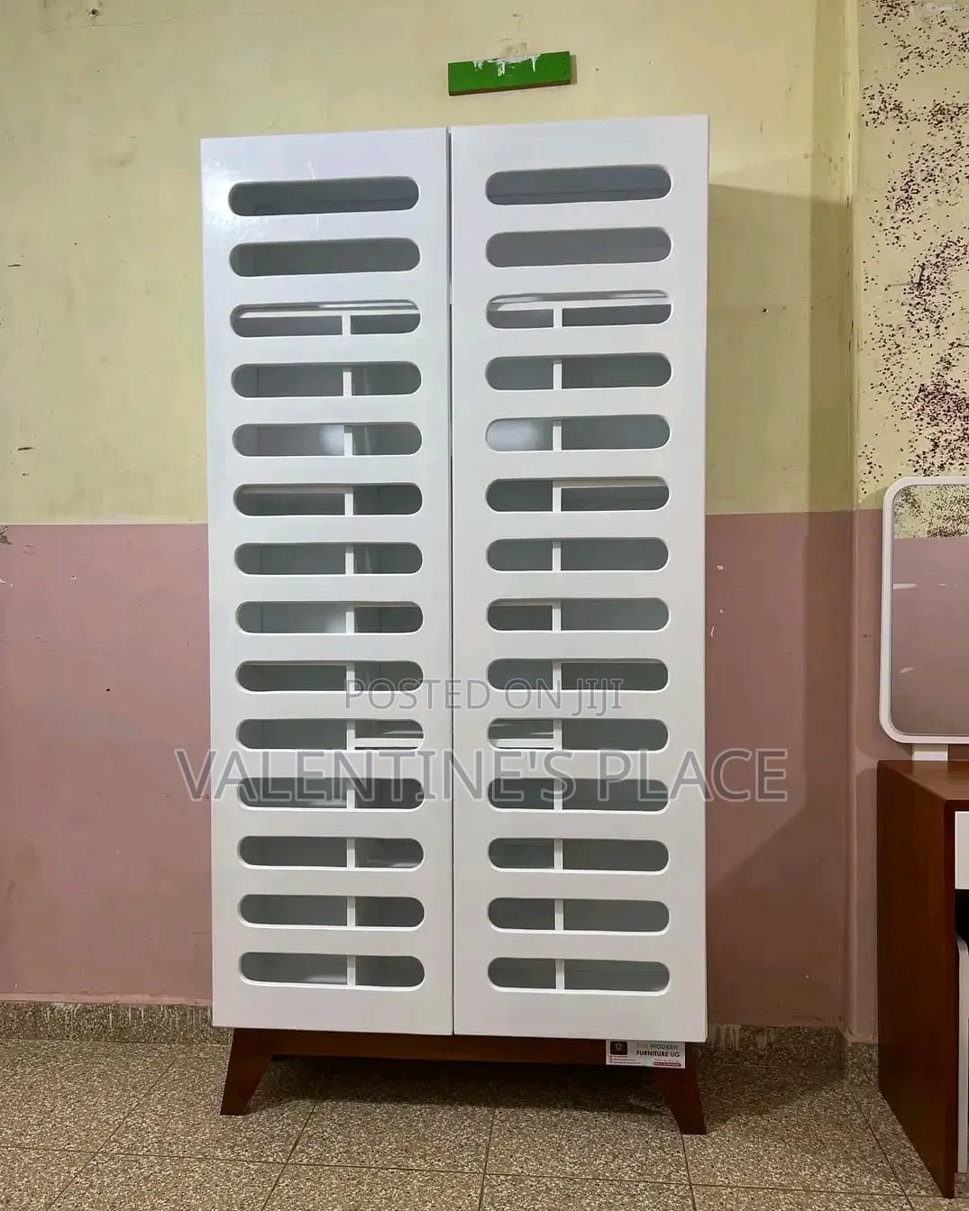 Large-Capacity Wooden Shoe Cabinet