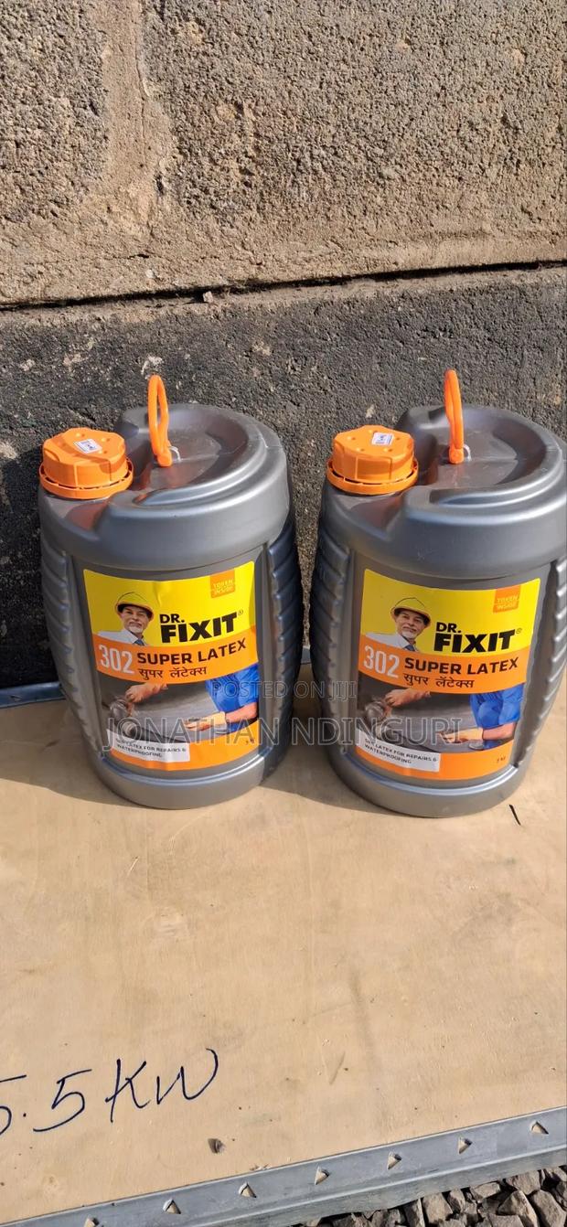 Dr. Fixit Super Latex – High-Performance Construction Bonding Agent - main view