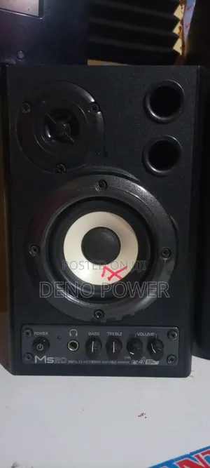Behringa Ms20 Studio Monitors
