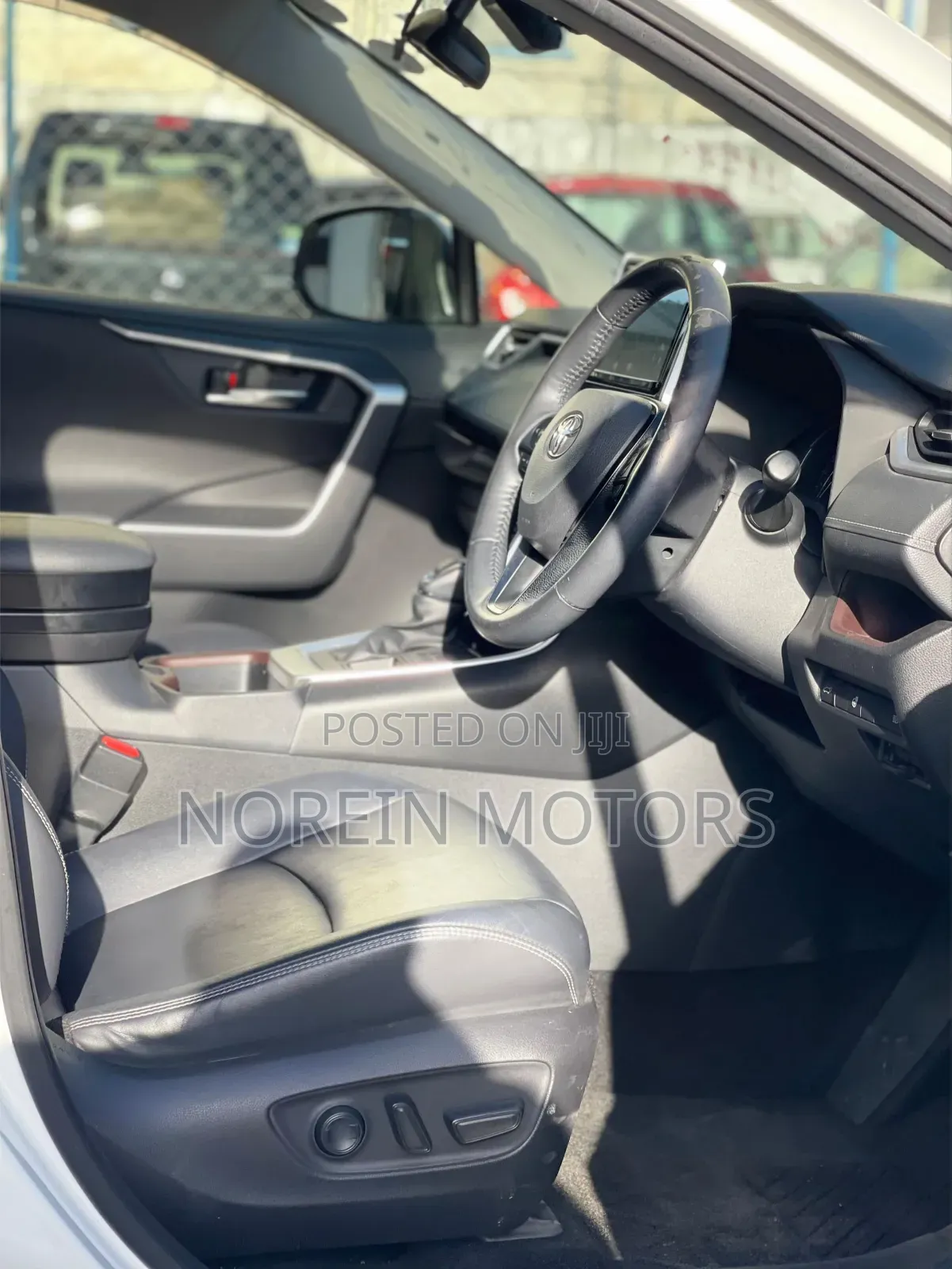 Toyota RAV4 2020 White