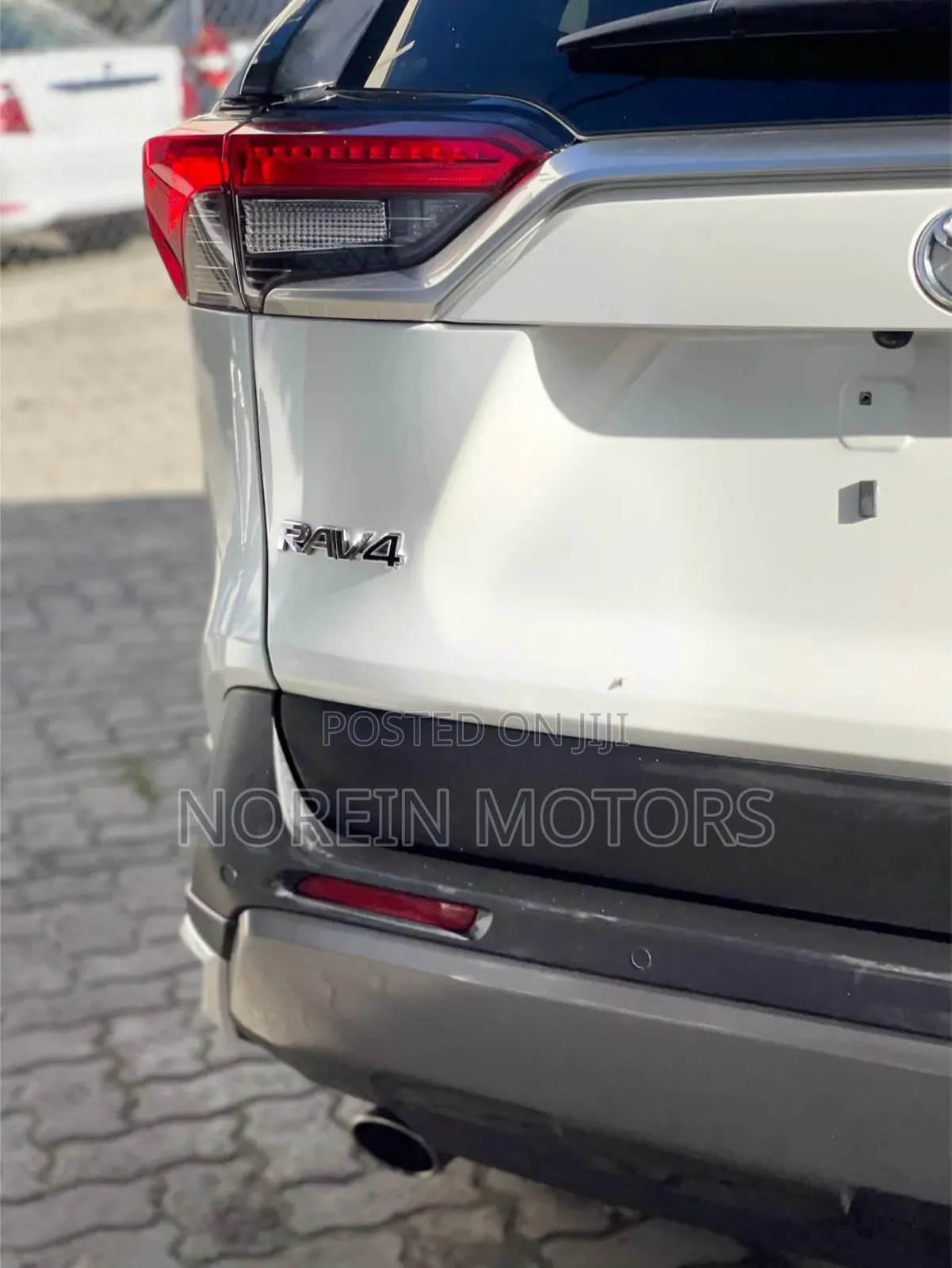 Toyota RAV4 2020 White
