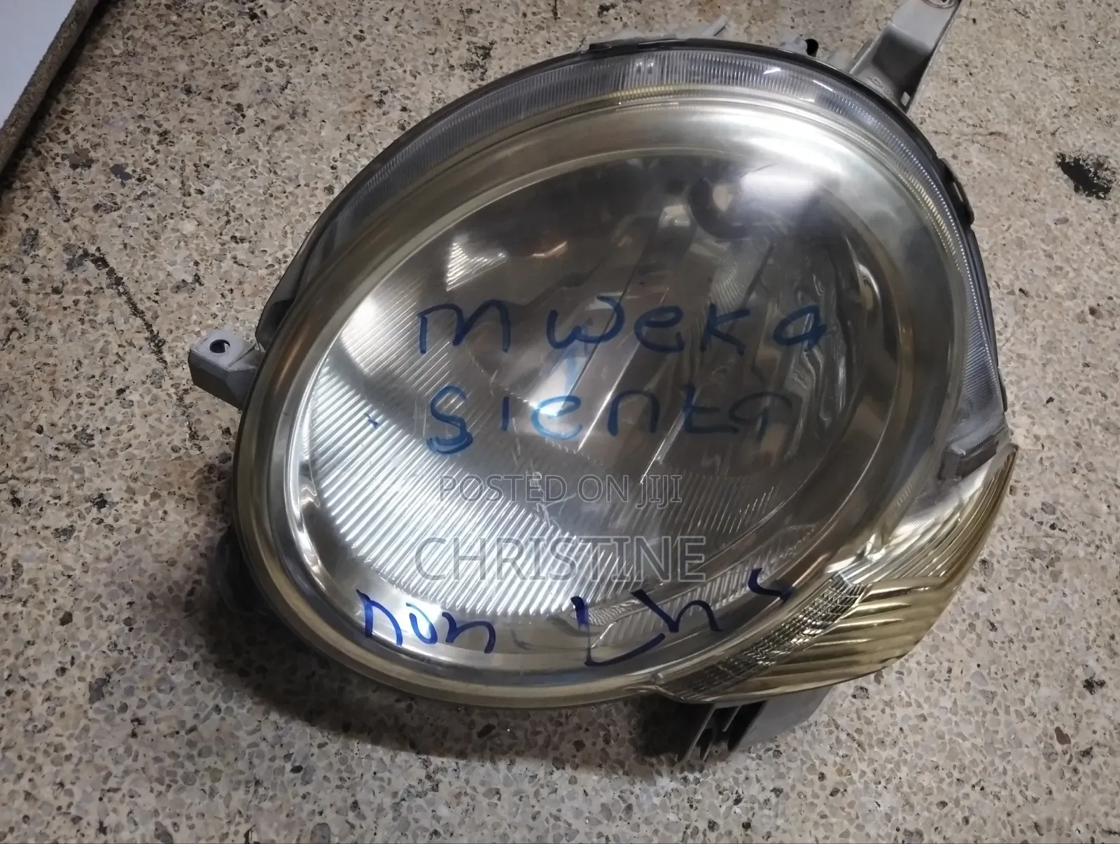 Toyota Sienta Headlight Left Non Xenon