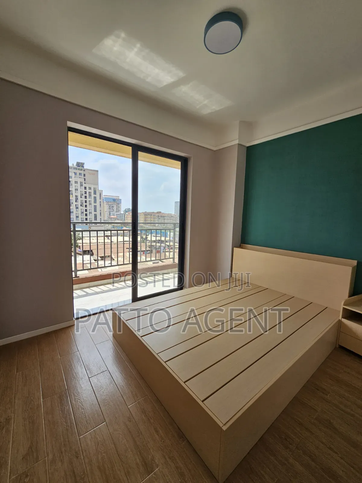 2bdrm Apartment in Lavington Area, Near, Racecourse for sale