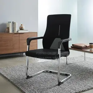 Ergonomic Guest Chair With Armrest