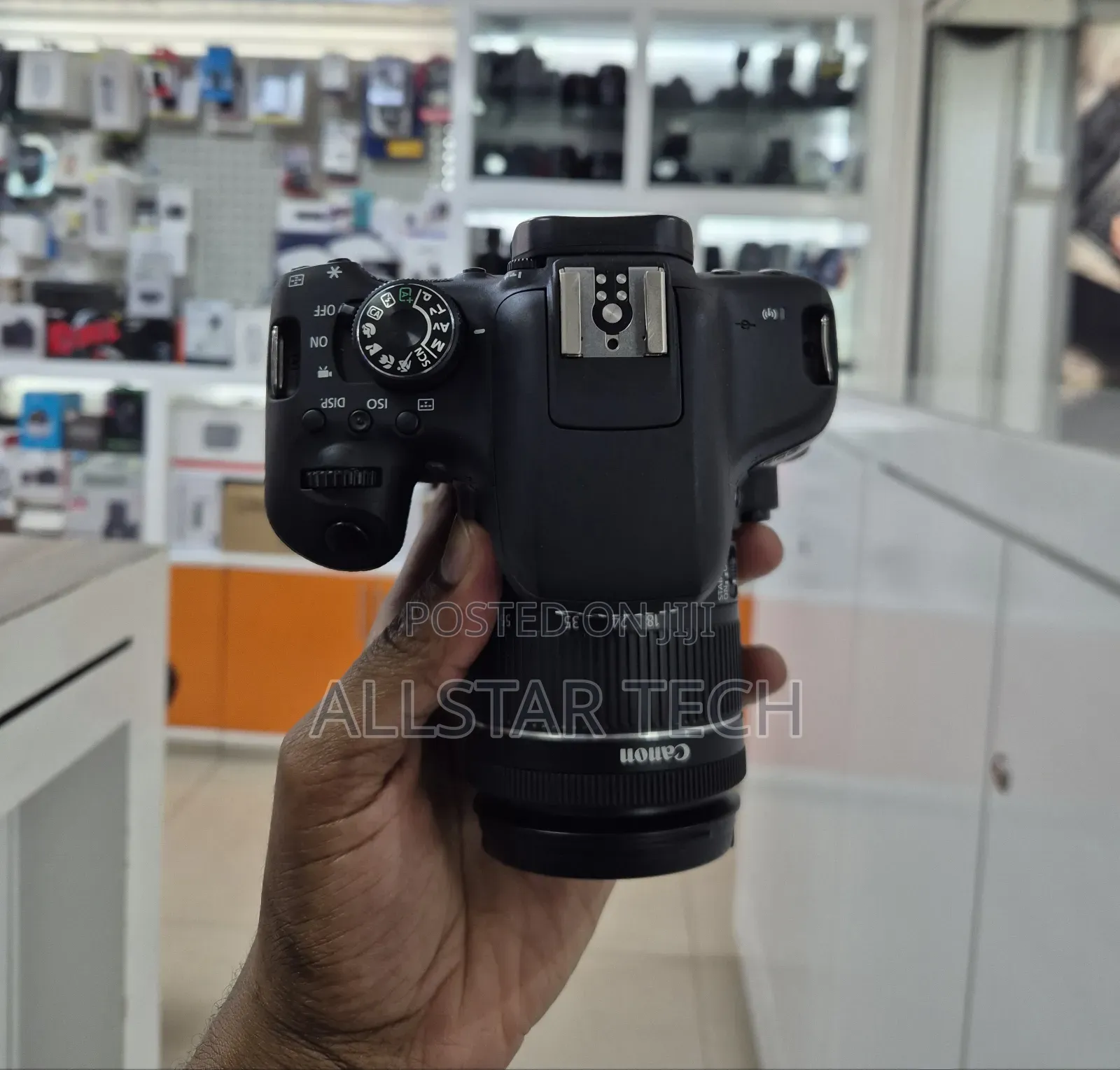 Canon Eos 750D With 18-55mm Kit Lens