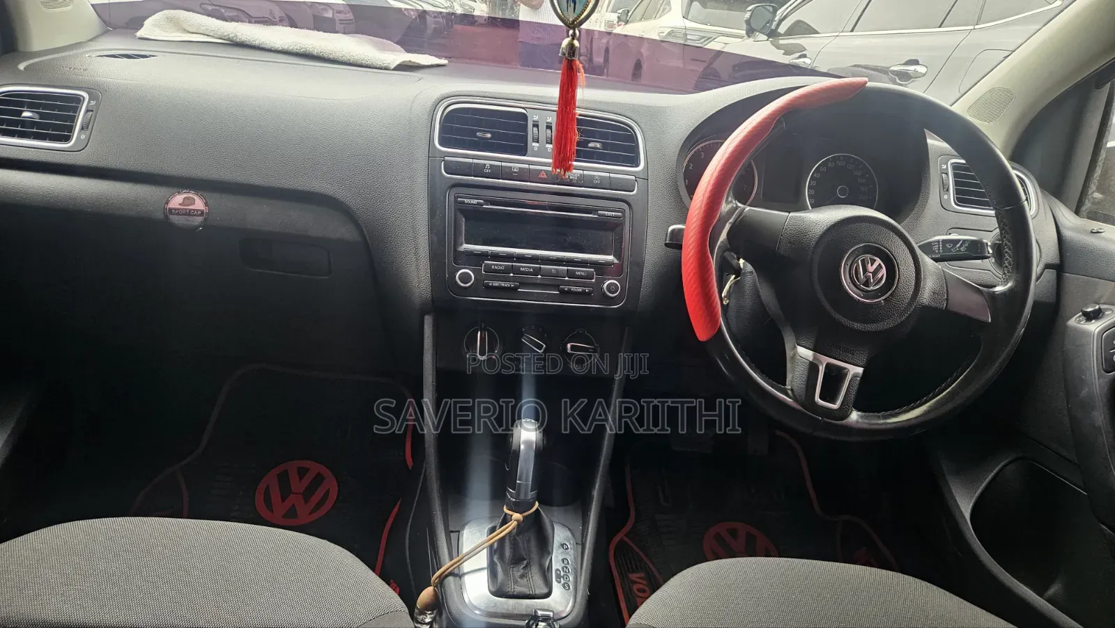 Volkswagen Polo 2013 Black