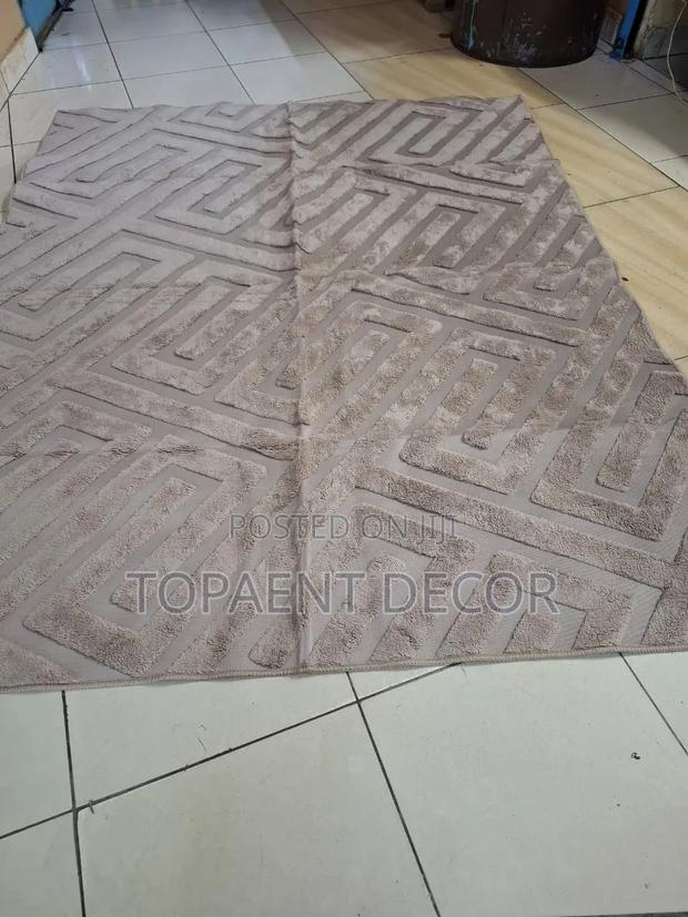 American Carpets Available - main view