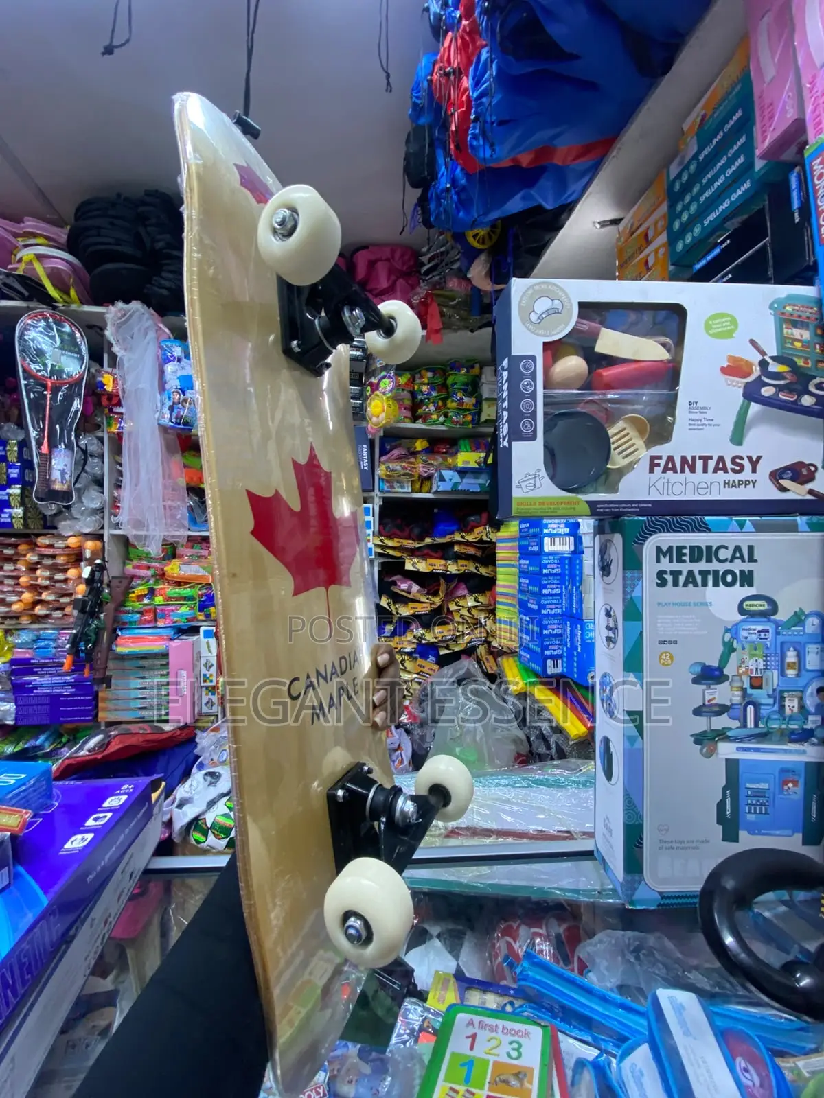 Professional Adult Skateboard Strong Wheels Grip Tape