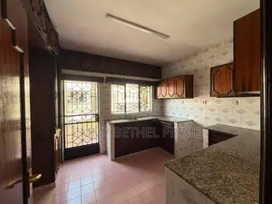 3bdrm Apartment in Raphta Road Area for rent
