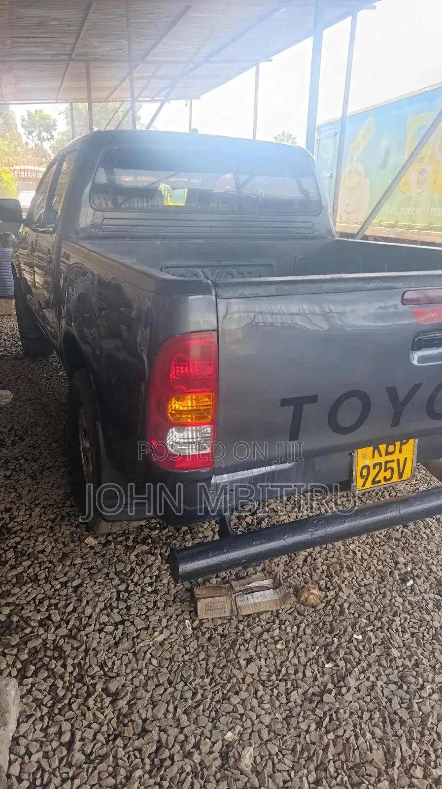 Toyota Hilux 2010 Black