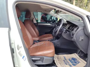 Volkswagen Golf 2016 White