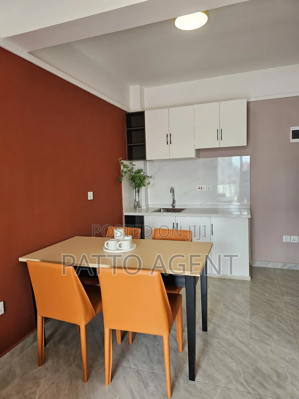 1bdrm Apartment in Lavington Area, Near, Racecourse for sale