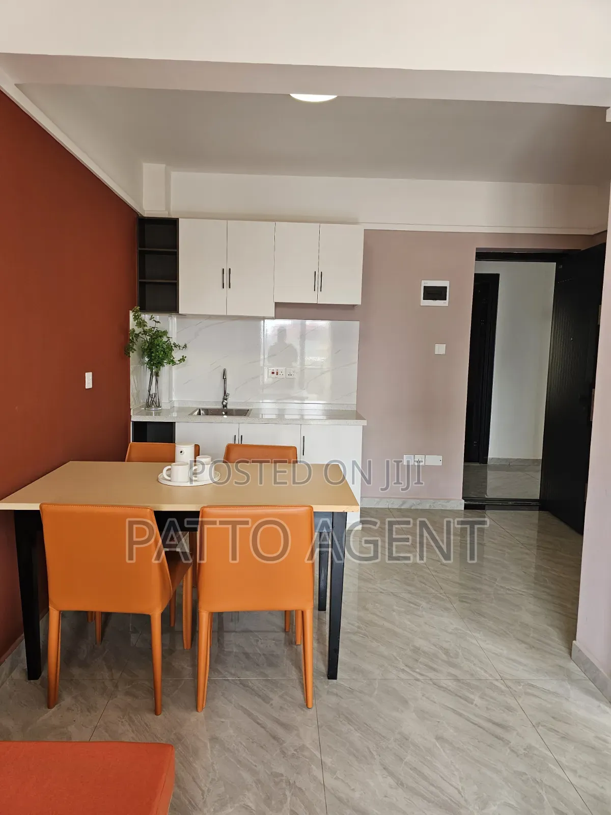 1bdrm Apartment in Lavington Area, Near, Racecourse for sale