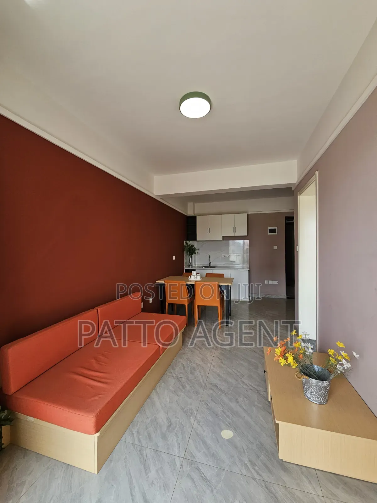 1bdrm Apartment in Lavington Area, Near, Racecourse for sale