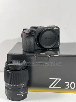 Nikon Z 30 Mirrorless Camera With NIKKOR Z DX 16-50mm Lens