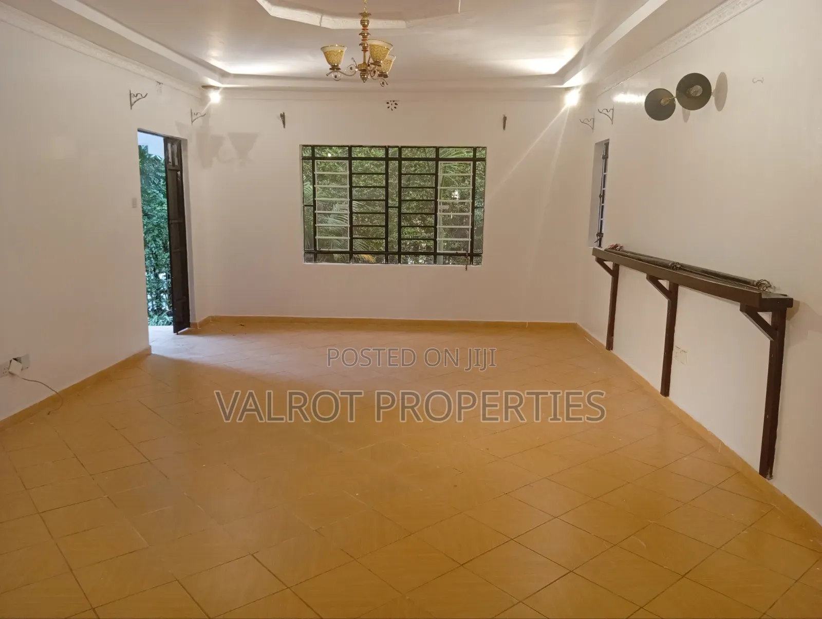 4bdrm Bungalow in Nkoroi for sale