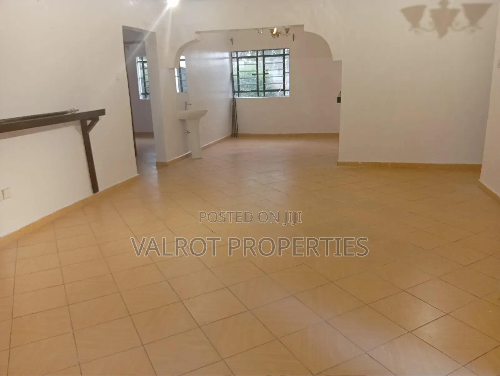 4bdrm Bungalow in Nkoroi for sale
