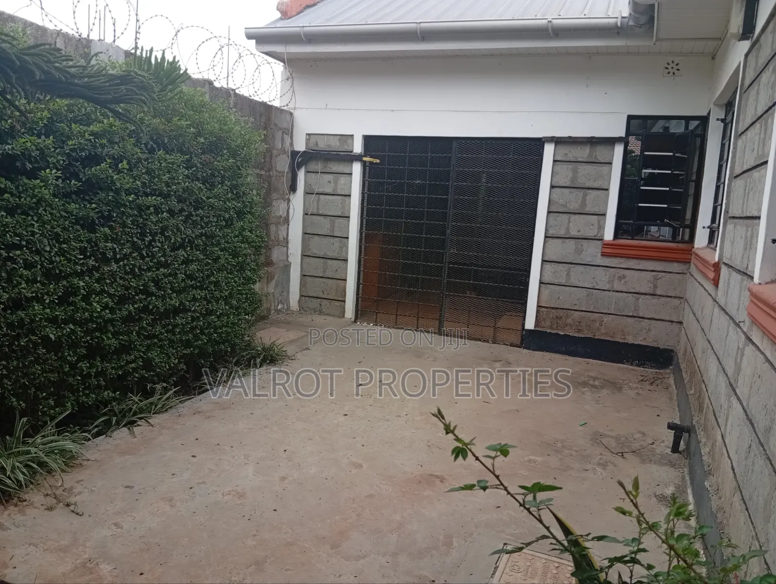 4bdrm Bungalow in Nkoroi for sale