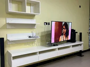 Modern 7FT Entertainment Unit – Sleek TV Stand