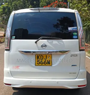 Nissan Serena 2016 White