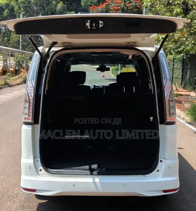 Nissan Serena 2016 White