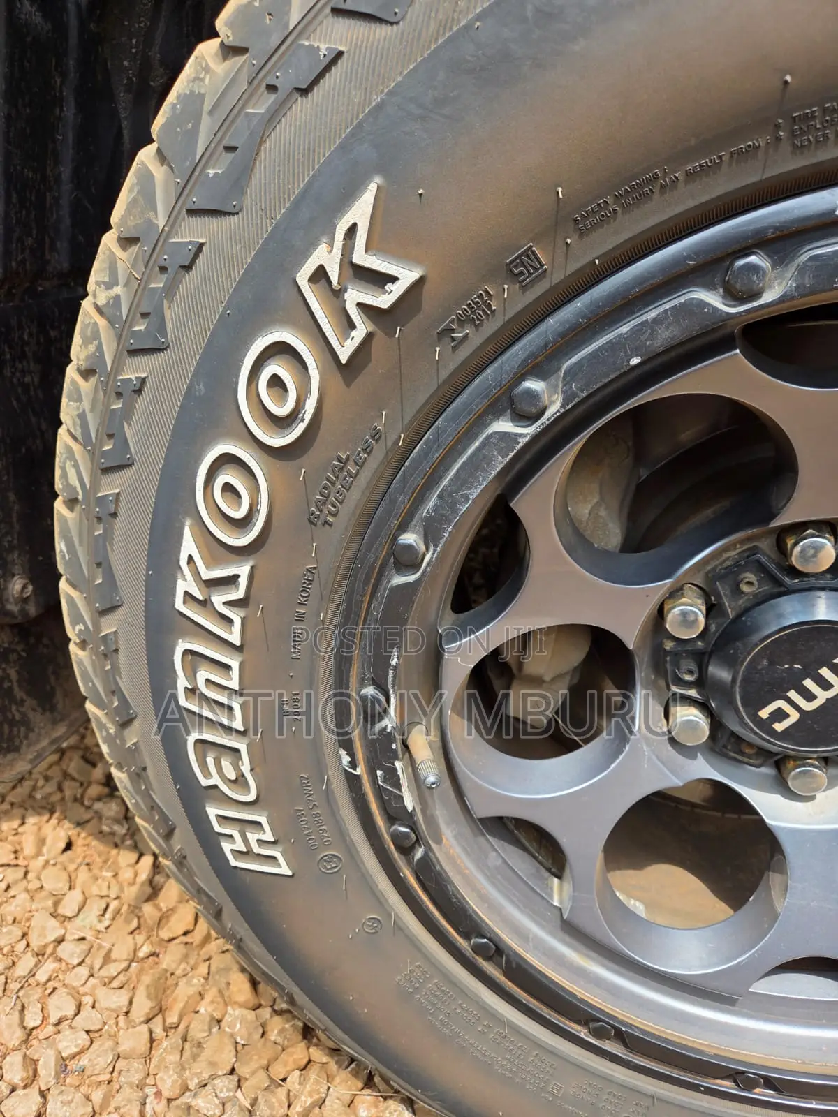 KMC 17-Inch Rims With Hankook Dynapro AT2 Tyres – Set of 4
