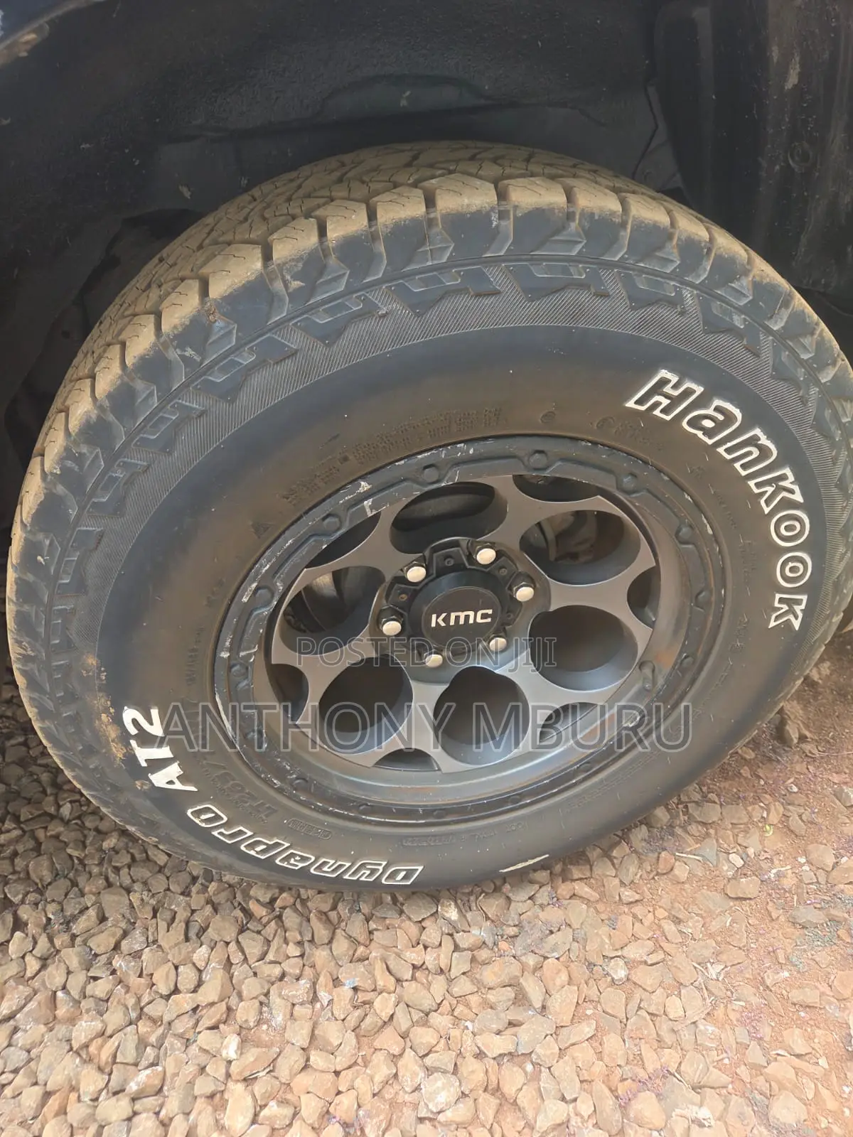 KMC 17-Inch Rims With Hankook Dynapro AT2 Tyres – Set of 4