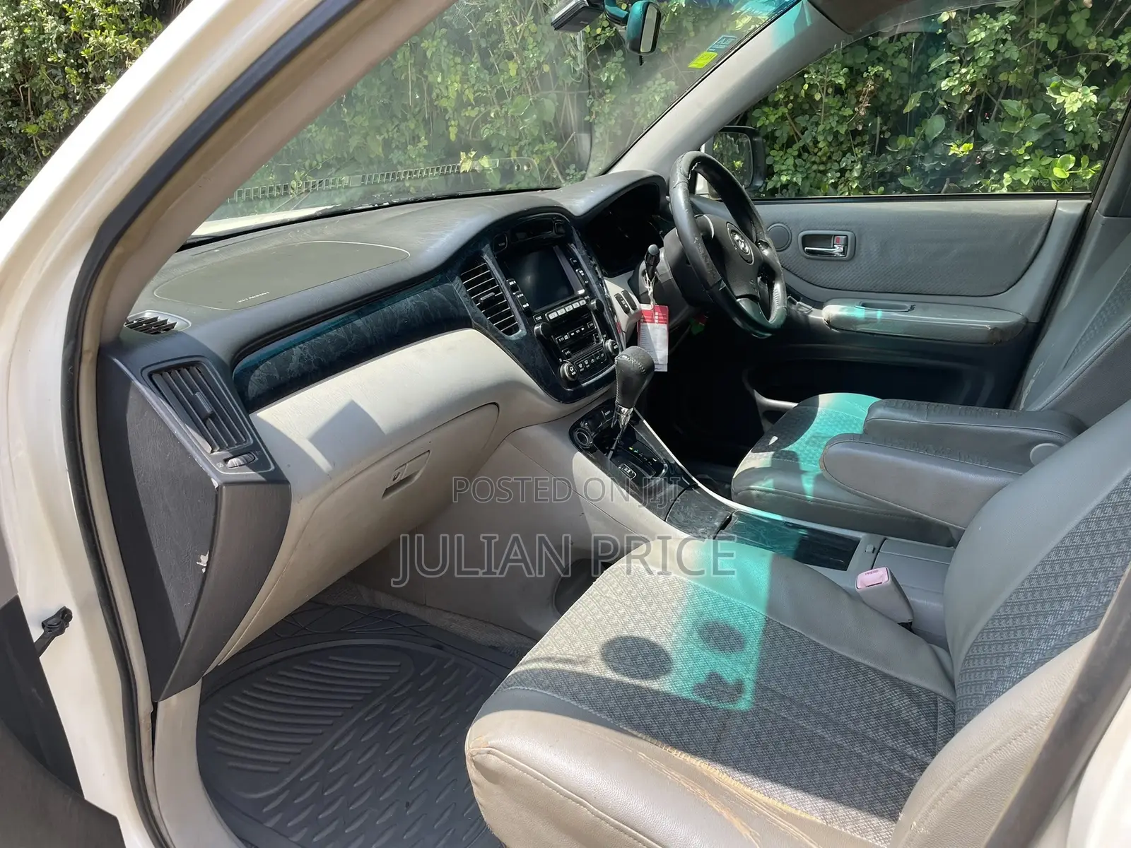 Toyota Kluger 2005 White