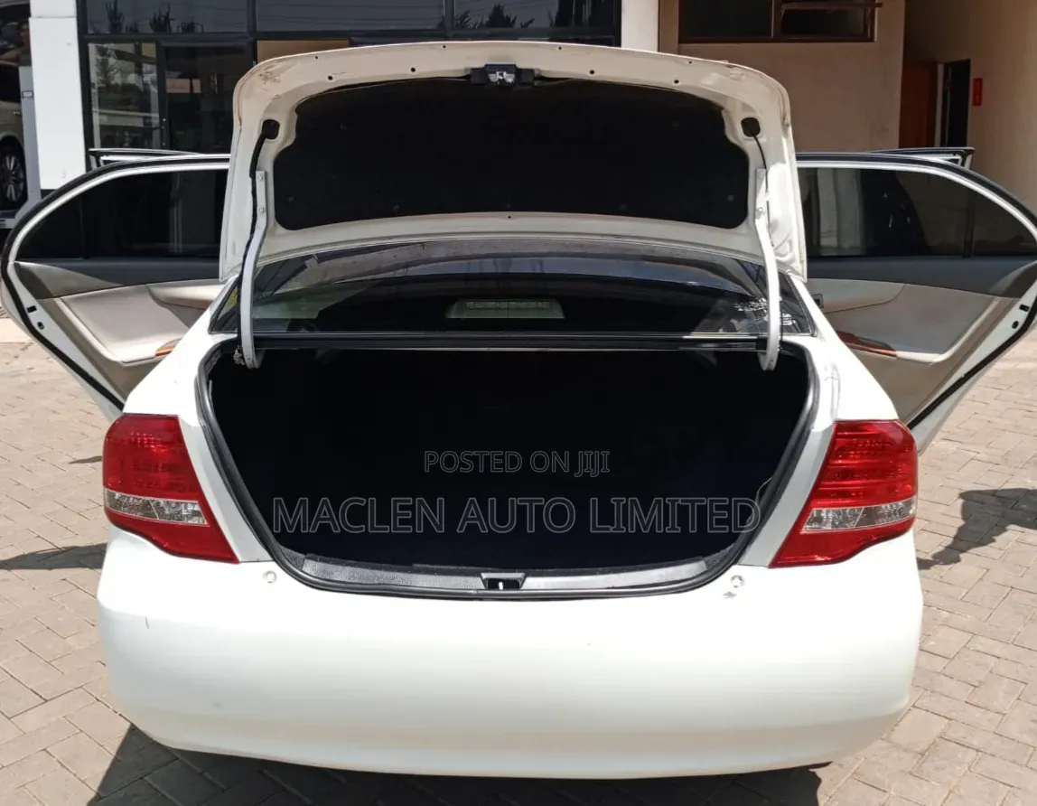 Toyota Axio 2010 White