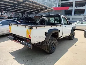 Nissan Navara 2016 Silver