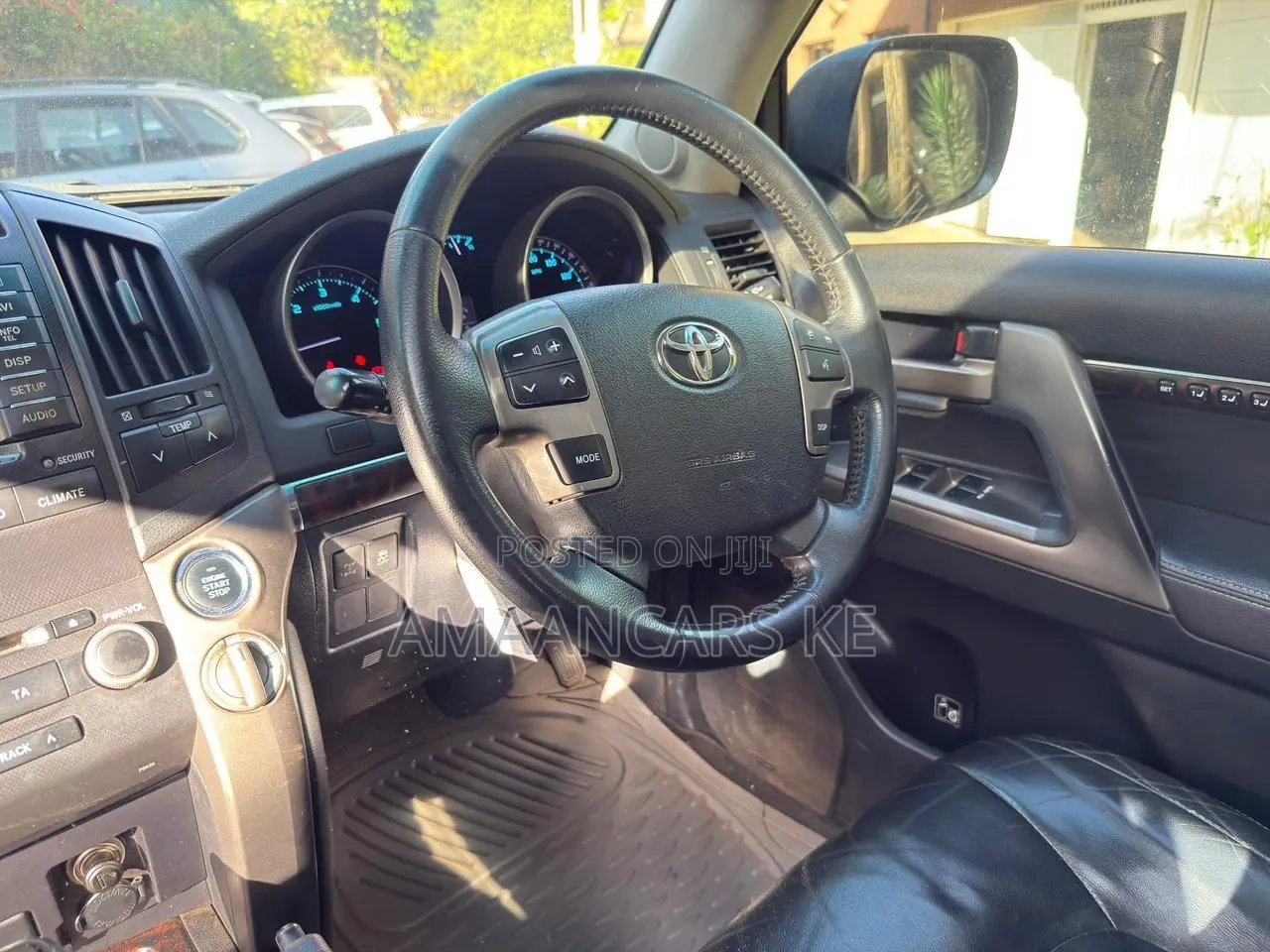 Toyota Land Cruiser 4.5 V8 VXR 2011 Gray