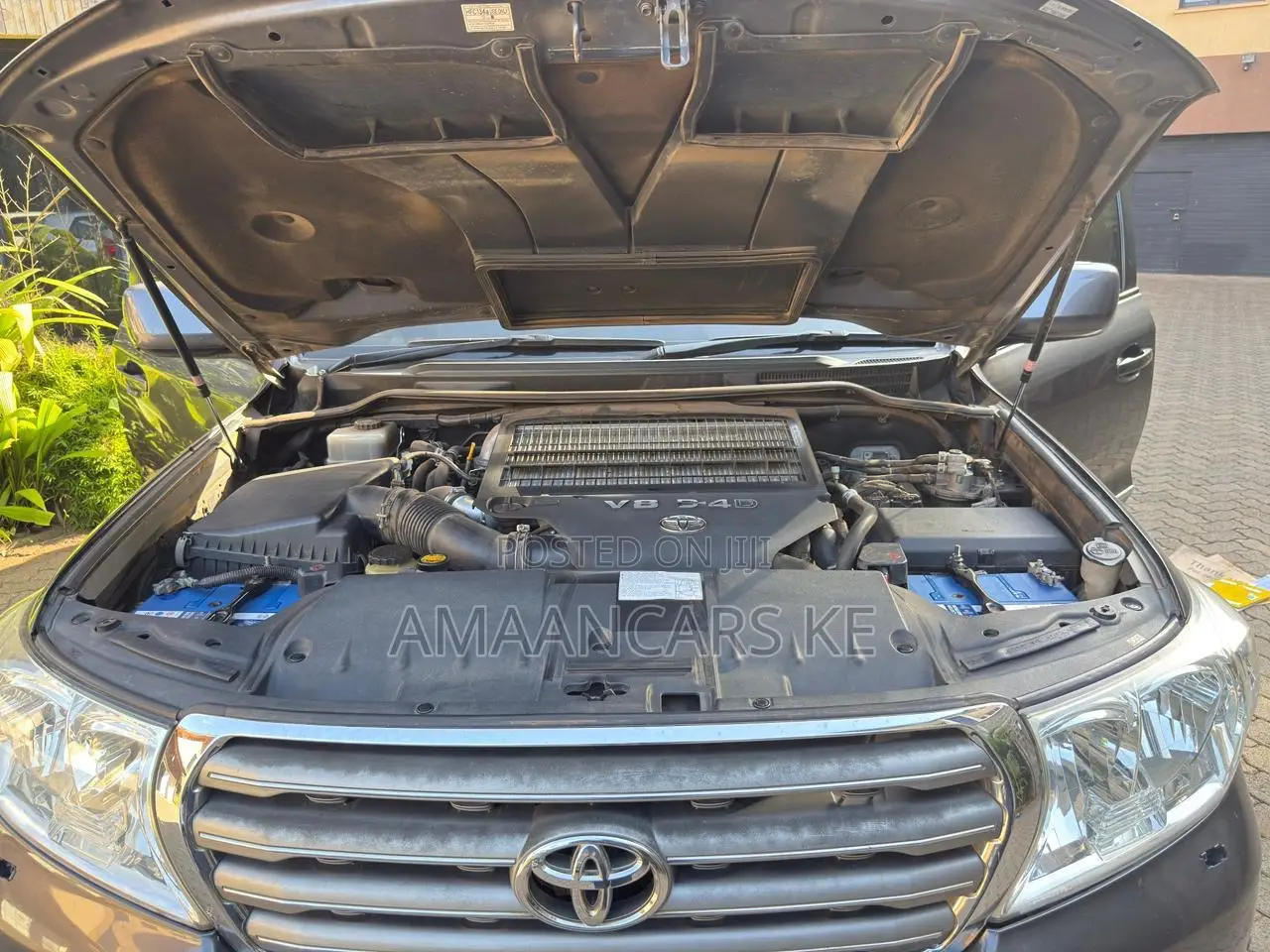 Toyota Land Cruiser 4.5 V8 VXR 2011 Gray