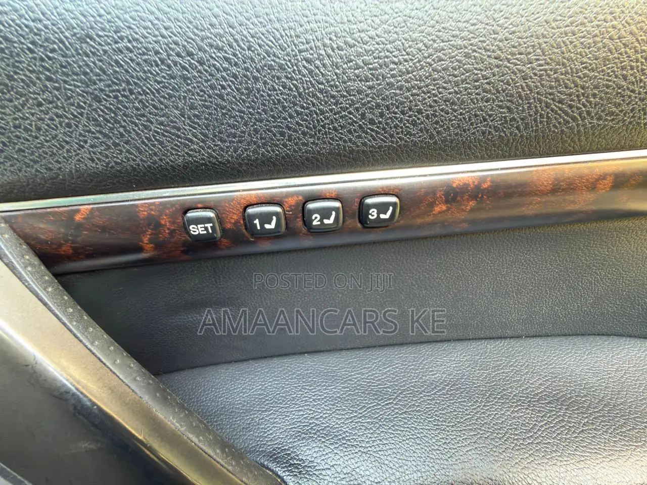 Toyota Land Cruiser 4.5 V8 VXR 2011 Gray