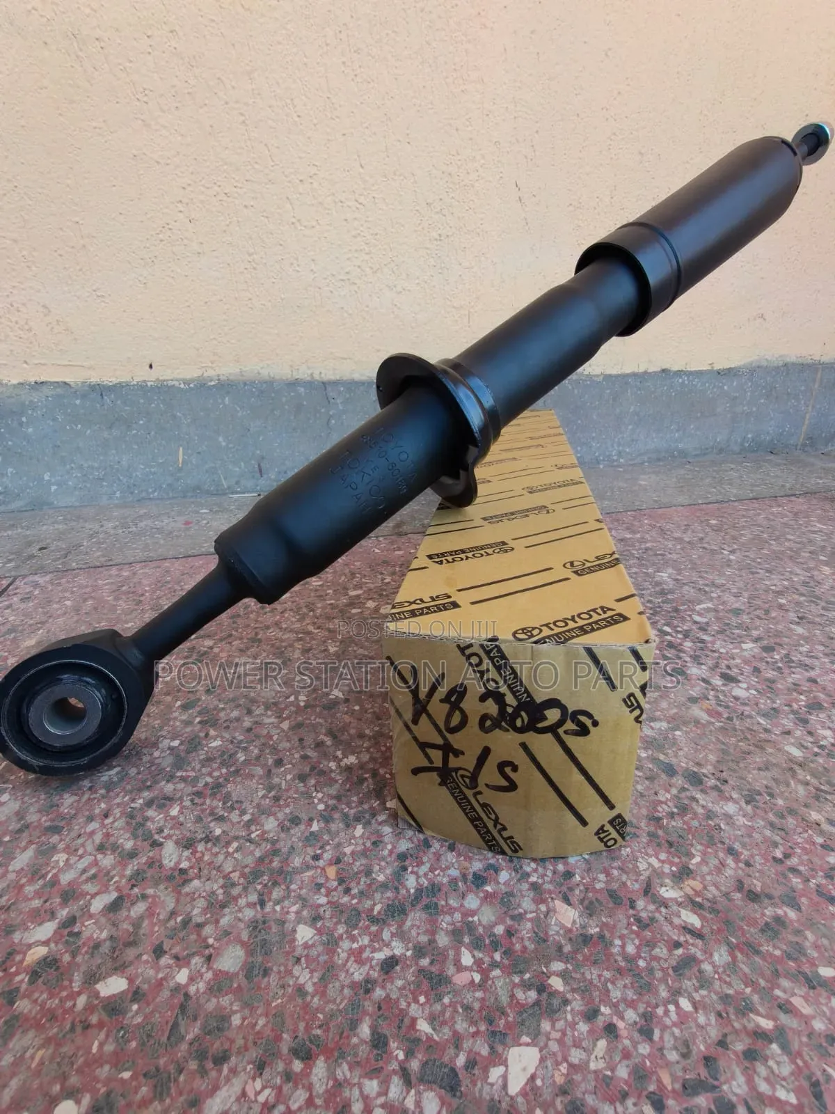 Toyota LC200 Front Shock Absorbers