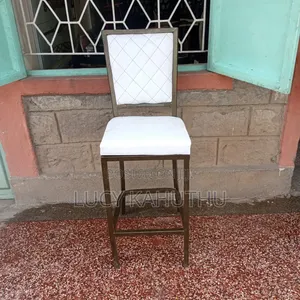 Resplendent White High Stools