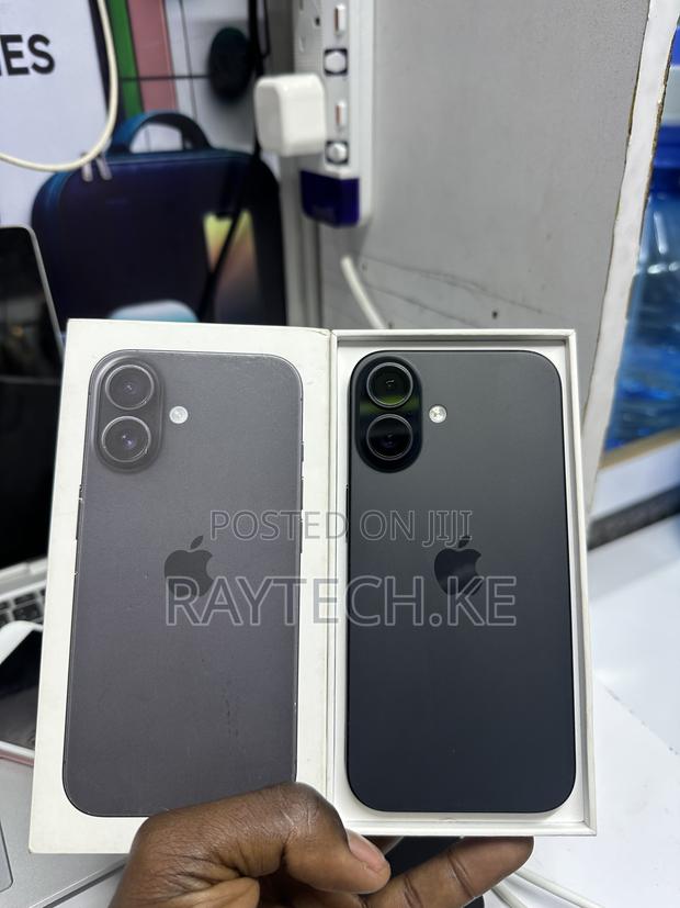 Apple iPhone 16 128 GB Black - main view